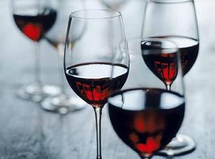 Alasan Untuk Minum Anggur Merah